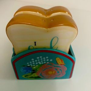 The Pioneer Woman Toast Salt and Pepper Shakers